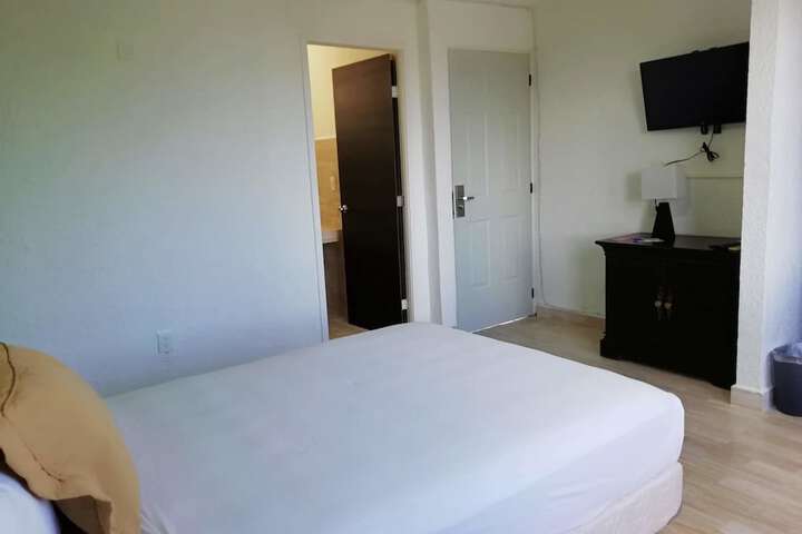 Room 45 of 93