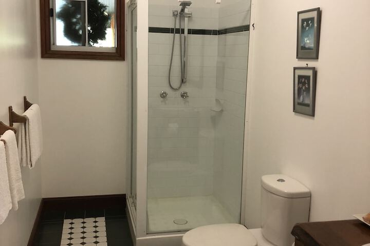 Room 9 of 30