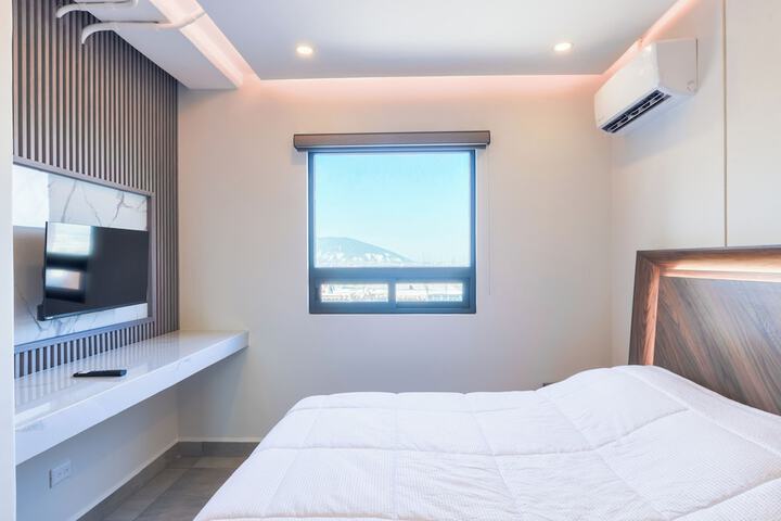 Room 8 of 254