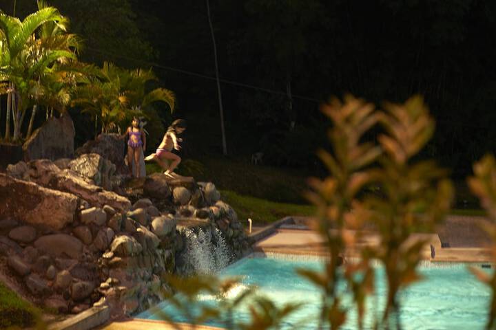 Pool 29 of 39