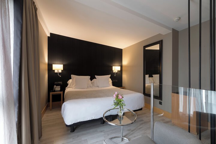 Room 64 of 110