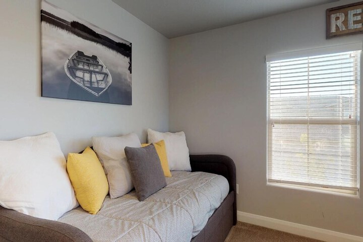 Room 25 of 64