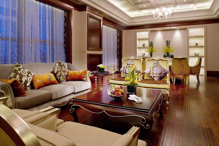 Lobby Photos