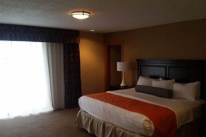 Room 2 of 13
