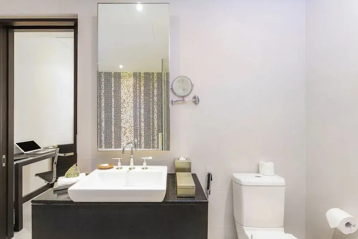 Bath Interior
