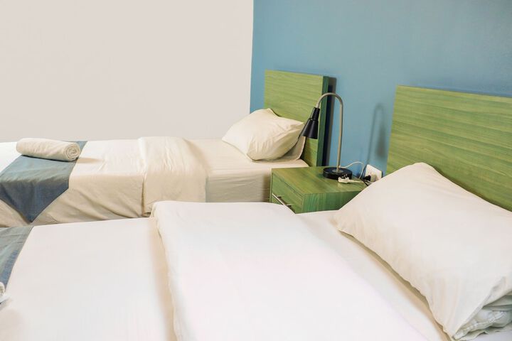 Room 9 of 114