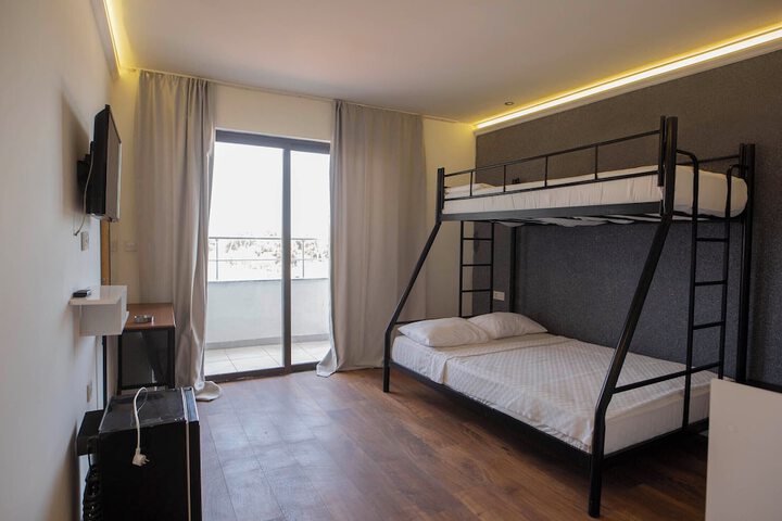 Room 75 of 135