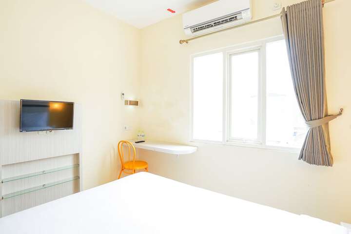 Room 36 of 82