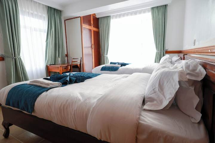 Room 6 of 31