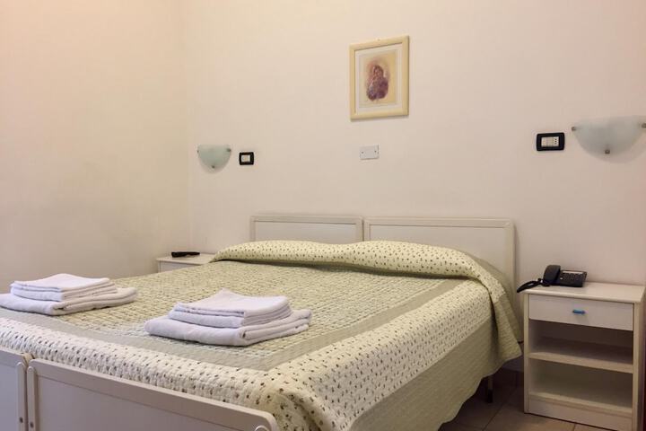 Room 10 of 59