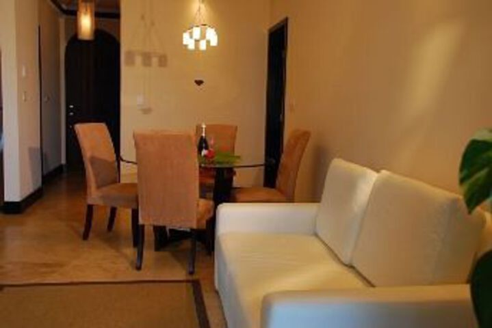 Room 12 of 19