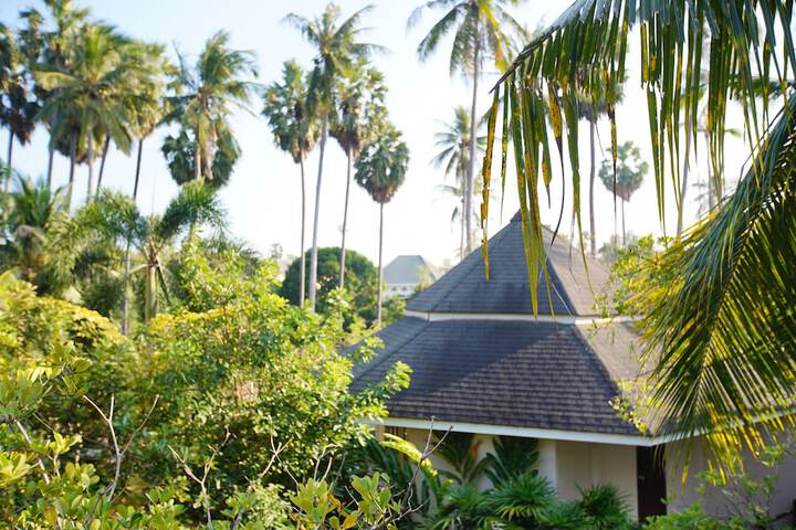 Room 7 of 105
