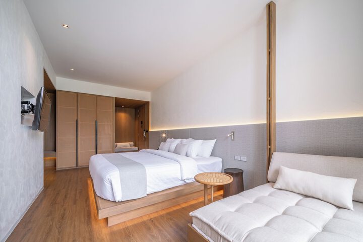 Room 64 of 150