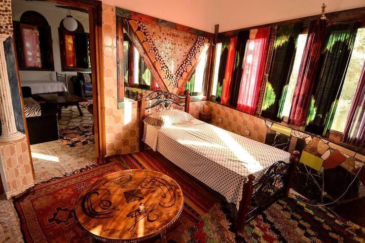 Room 7 of 57