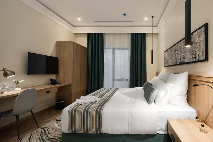 Room 9 of 54