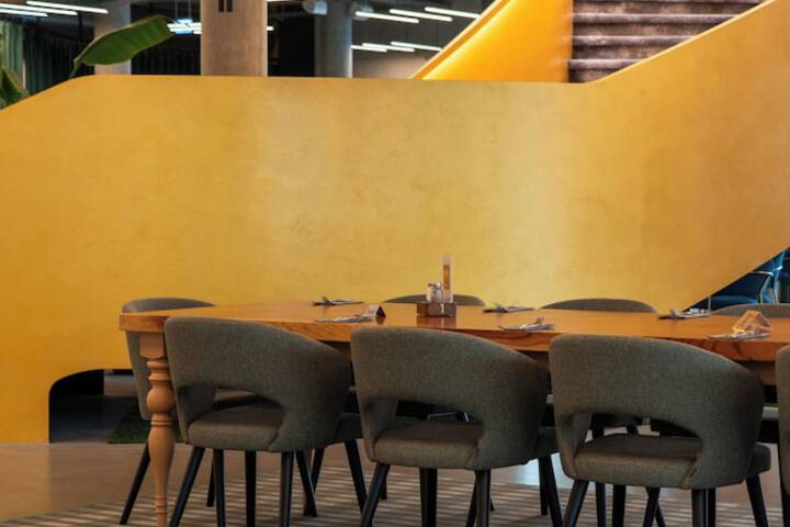 Dining 41 of 58