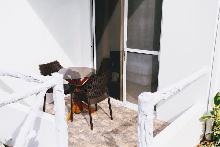 Terrace/Patio 9 of 34