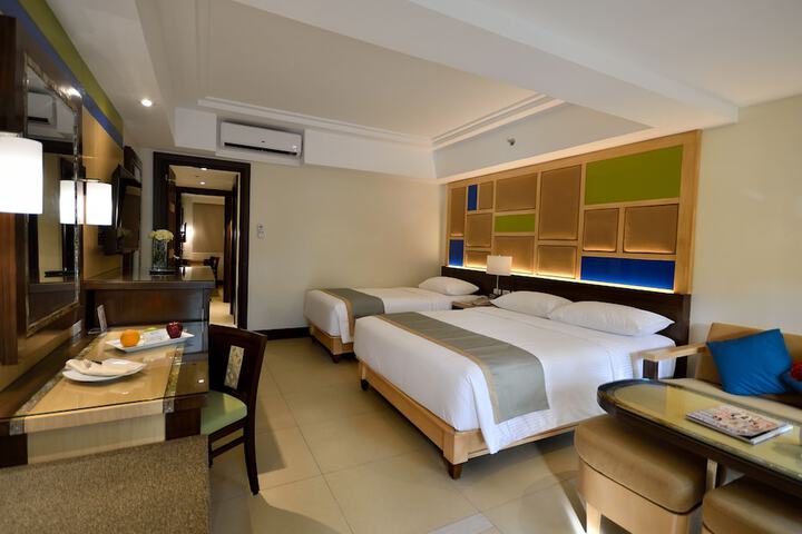 Room 20 of 99