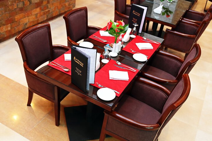 Dining 63 of 70