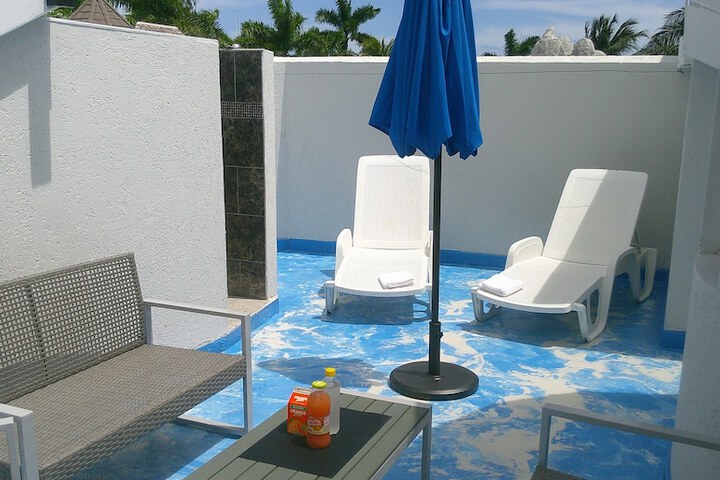 Terrace/Patio 12 of 33