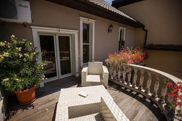 Terrace/Patio 45 of 52