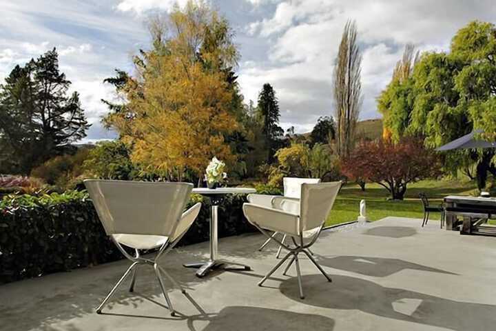 Terrace/Patio 12 of 16
