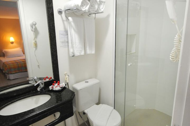Room 51 of 111