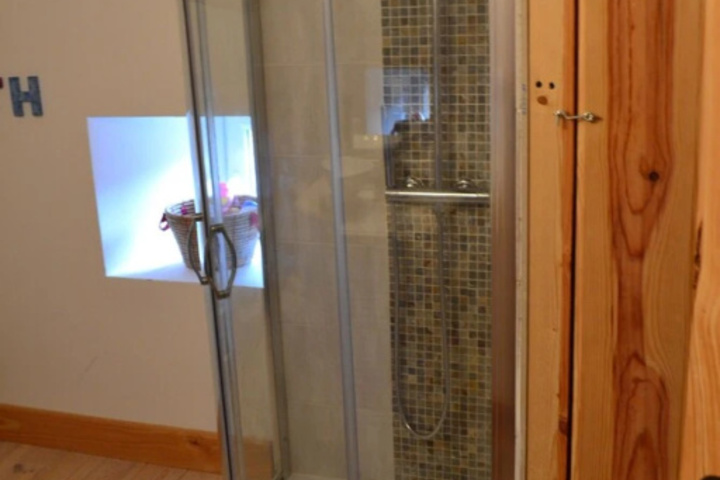 Room 8 of 20