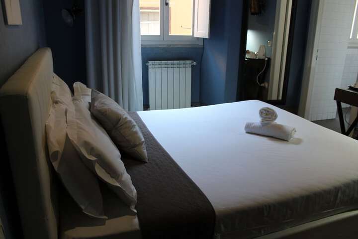 Room 17 of 62