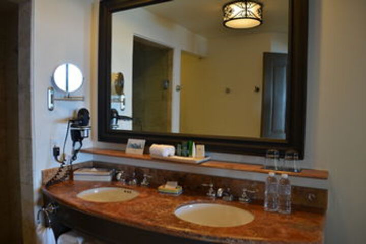 Room 5 of 29