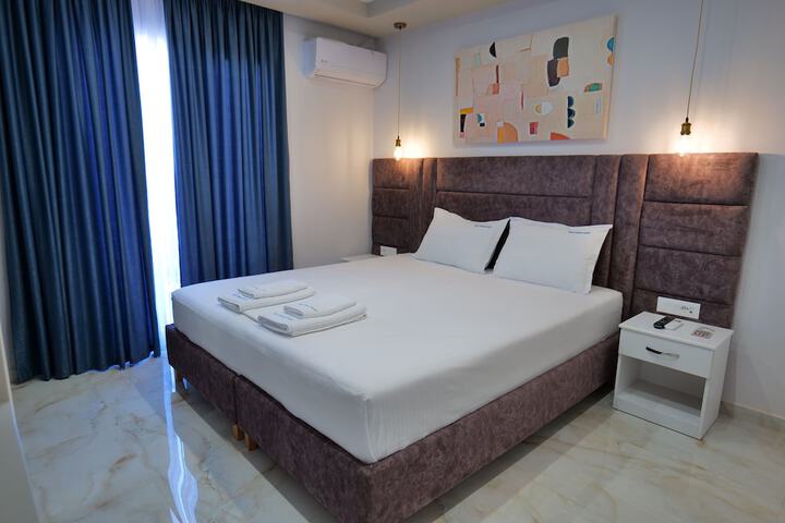 Room 54 of 95