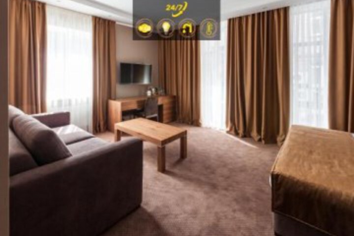 Crystal Hotel