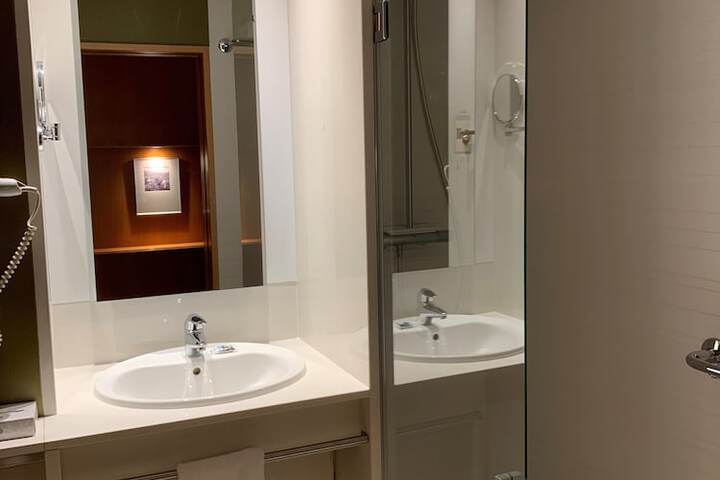 Clean Restrooms