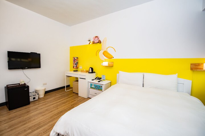 Room 21 of 32