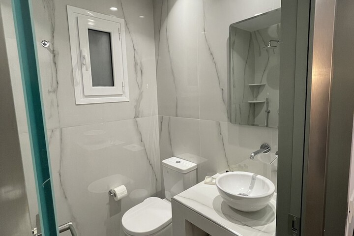 Room 45 of 60