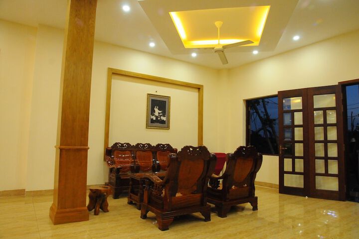 Restaurants