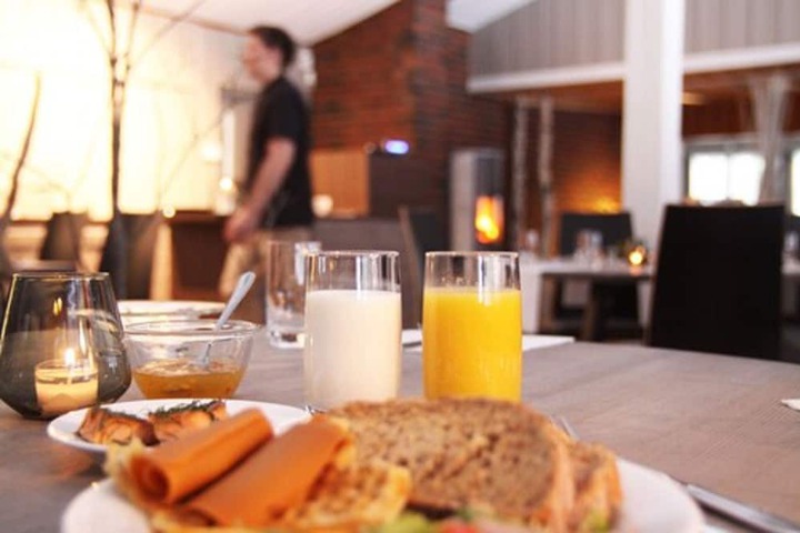 Breakfast/Coffee Service 15 of 21