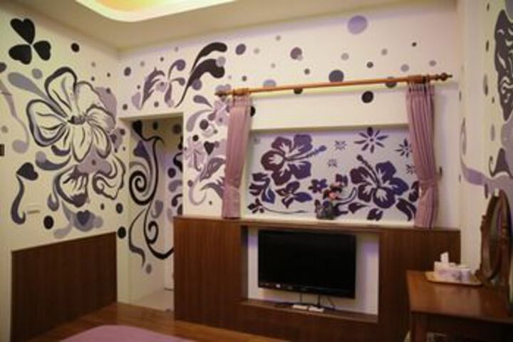 Room 18 of 19