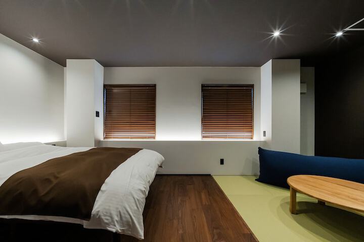 Room 19 of 71