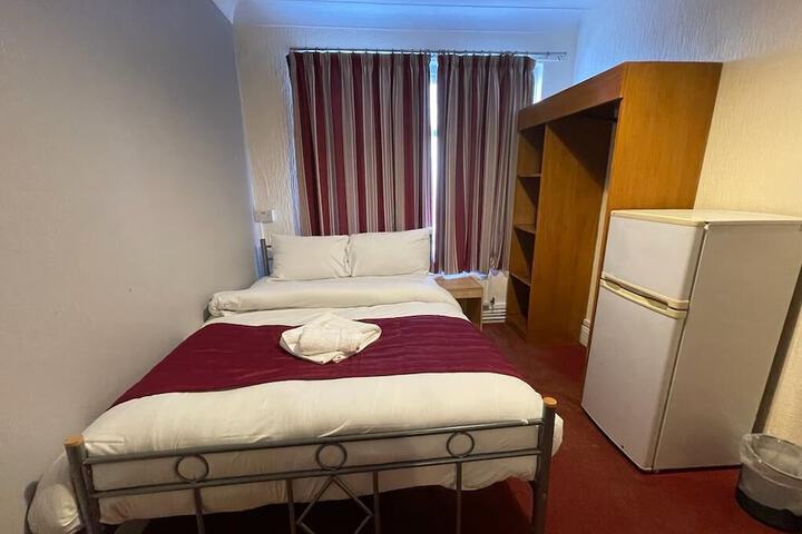 Room 5 of 22