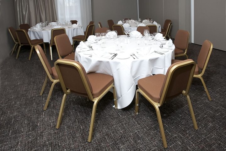 Ballroom/Hall 32 of 42