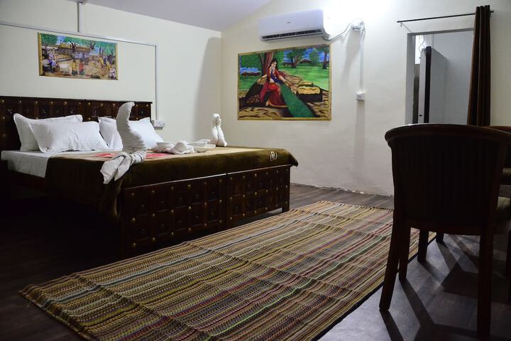 Room 14 of 50