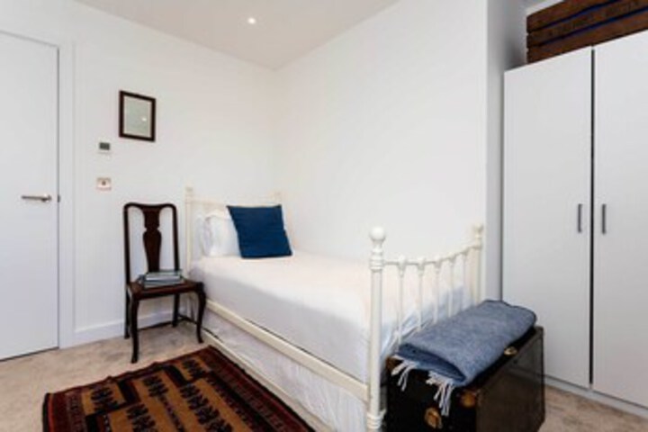 Room 18 of 20