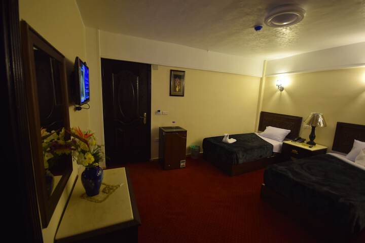 Room 12 of 91