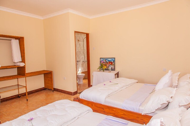 Room 7 of 15