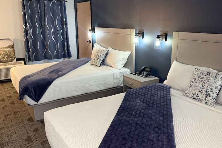 Room 5 of 10