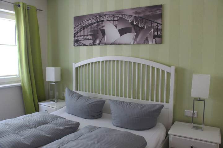 Room 14 of 68