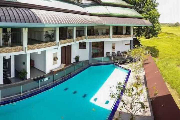 Pool 17 of 22
