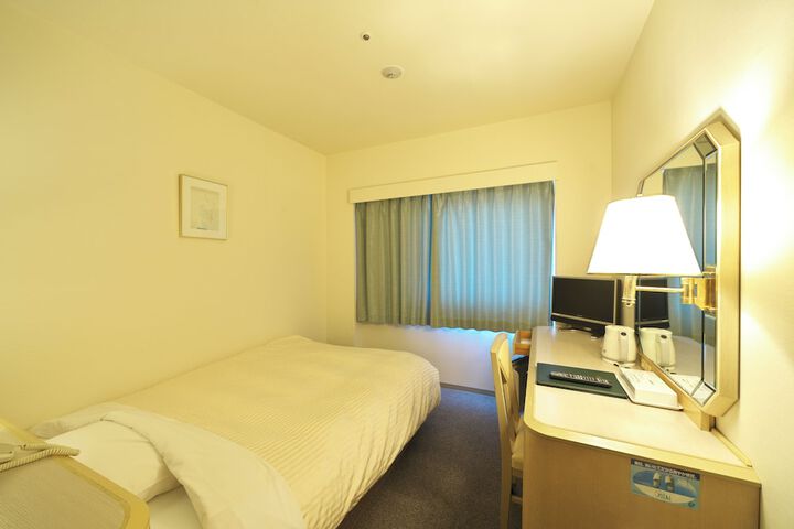 Room 16 of 51