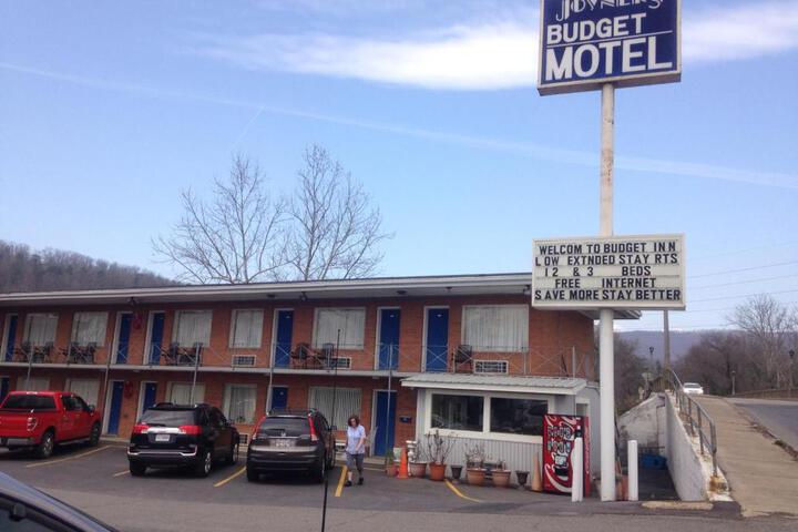 Budget Inn near WestRock